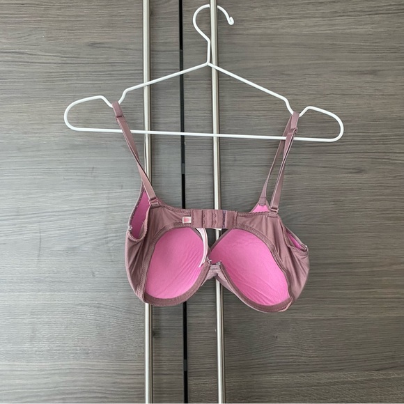 Victoria’s Secret PINK Wear Everywhere Push up - Picture 4 of 4